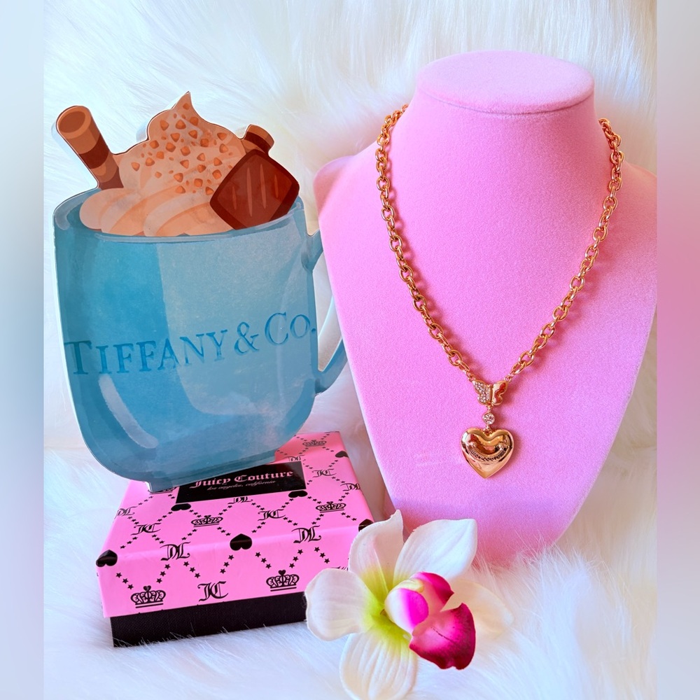 🩷🩷Juicy Couture Gold Heart Pendant Necklace🩷🩷